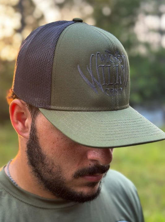 GREEN TRUCKER HAT